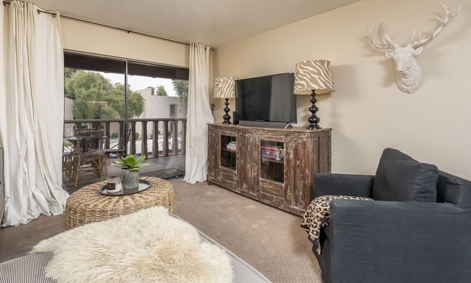 McCormick Ranch Condo | Beautifully furnished condo in the heart of Scottsdale