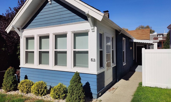 Dayton House | Beautifully remodeled single story cottage close to downtown Cincinnati!