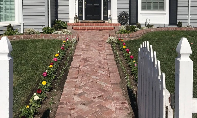 Salinas House | Beautifully renovated Cape Code in Southern Salinas