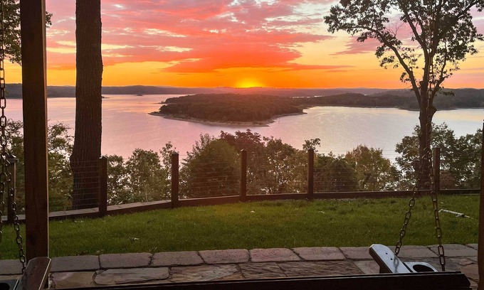 Garfield Apartment | Beaver Lake Retreat w/Lake Access & Fire Pit!