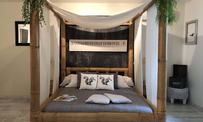 Rauzan Cottage | Bed and Breakfast "a thousand and one nights" with all the comfort, calm and relaxation .