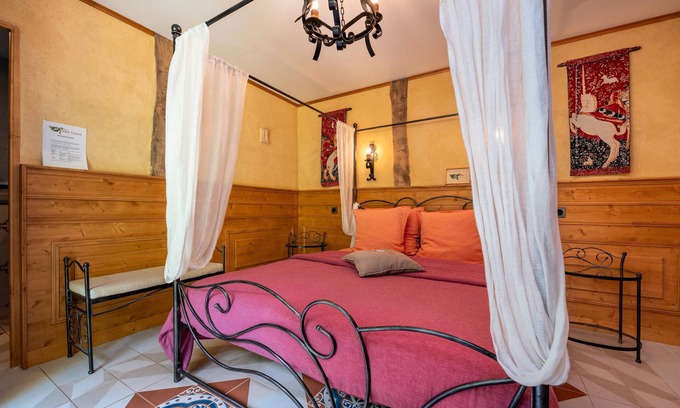 Pluvigner Bed & Breakfast | Bed and Breakfast 'Bohort' with Shared Terrace, Shared Garden and Wi-Fi