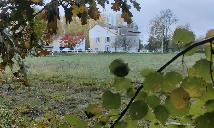 Mazeres Bed & Breakfast | Bed and Breakfast 'Chambre D'hôtes De La Hulotte' with Shared Pool, Wi-Fi and Air Conditioning