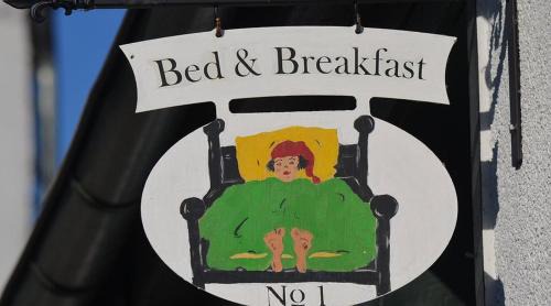 Glarus Sued House | Bed and Breakfast die Älplersuite mit eigenem Bad und Terrasse