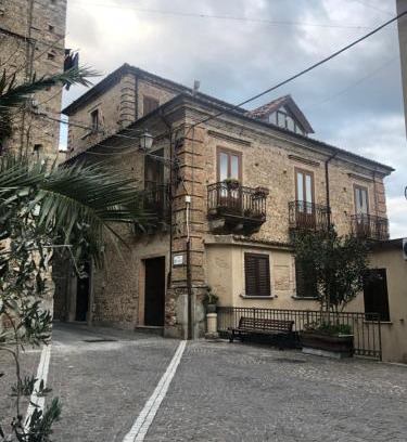 Stilo House | Bed and Breakfast Family Palazzo Stillitano Stilo
