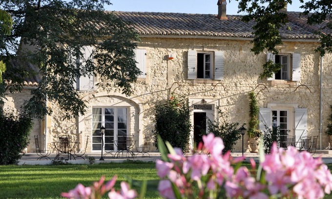 Saint-Andiol Bed & Breakfast | Bed and Breakfast OCTAVIA