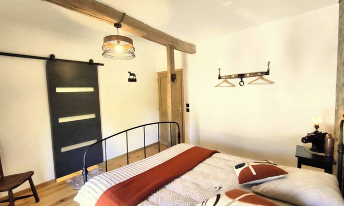 Beaufort Bed & Breakfast | Bed and Breakfast : La Cavalière at La Source de nos Racines