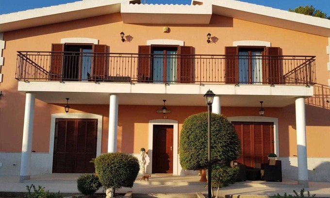 Trani Bed & Breakfast | Bed and Breakfast Villa Fatima