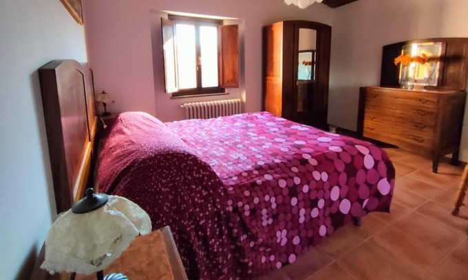 Arcevia Bed & Breakfast | Bed & Breakfast In vino veritas