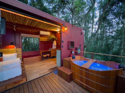 Nova Nazare Cabin | Beija-flor - Deck Tiny House
