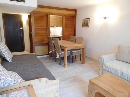 Chamonix City Centre Apartment | Bel appartement 2 pièces avec parking à Chamonix - FR-1-517-39