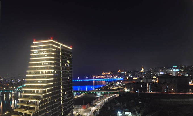 Sarajevska Apartment | Belgrade Vista Luxury Apartment 950 sqft - 2bed / 2bath with artistic style