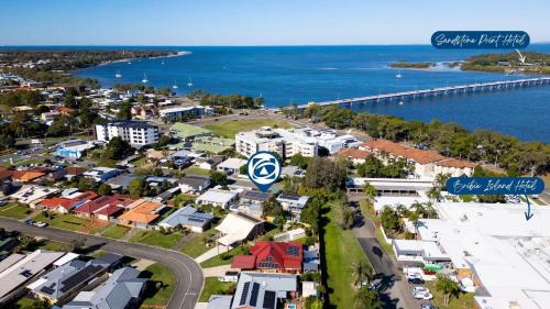 Bellara House | Bella Cove