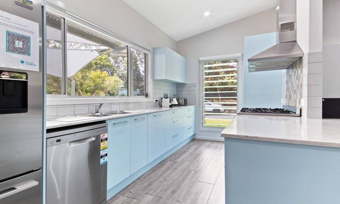 Point Lookout House | Bella on Boreen by Discover Stradbroke, 4 bed, 2 bath, contemporary beach house
