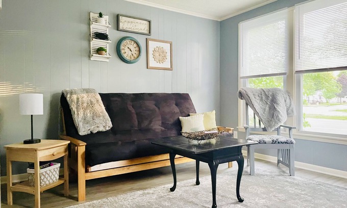 Charlevoix House | Bella on Bridge