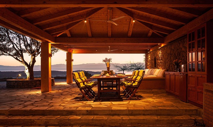 Kilada Villa | Bella Vista 3BR Villa with Pool and Stunning Views by JJ Hospitality-