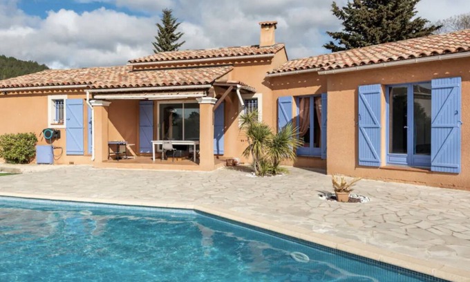 Les Arcs-sur-Argens Villa | Bella Vita - Charming villa in Provence with swimming pool, calm and secure parking