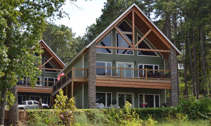 Greers Ferry Cabin | Bellawood Resort #1 Lakefront Cabin with Boat Slip - Unobstructed View!