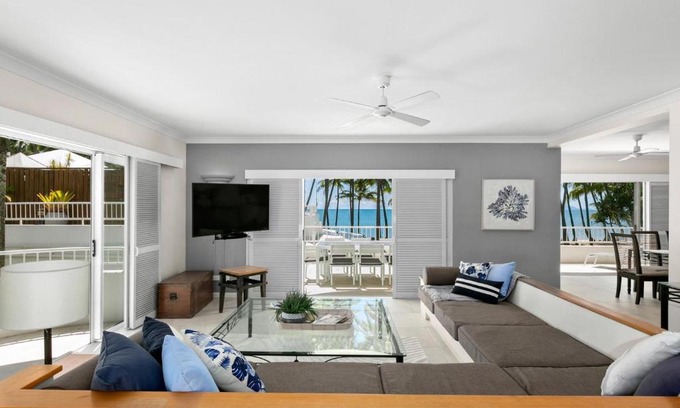 Palm Cove Apartment | Belle Escapes Oceanview Suite 48 with Private Pool Alamanda Resort Palm Cove