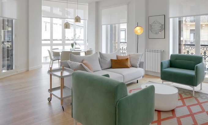 San Sebastian Centro Apartment | Belle Sebastian by FeelFree Rentals