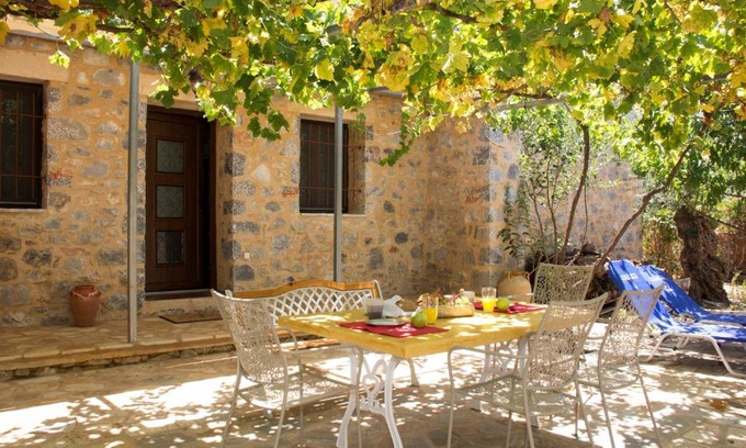 Lefktron House | Belles Maisons