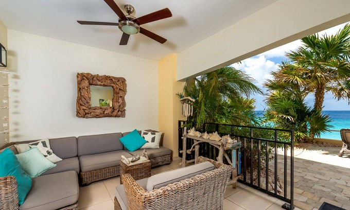 Belnem Apartment | Bellevue Luxury Oceanfront apartment with private beach