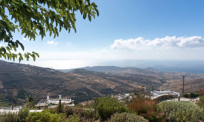 Tinos Town Villa | Bellevue Villa by JJ Hospitality-