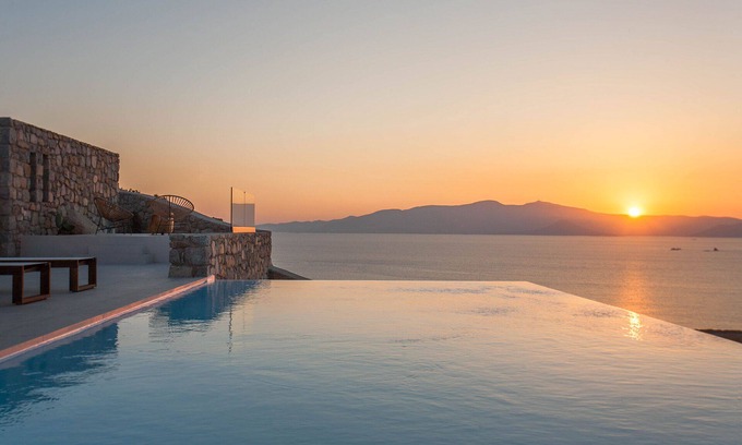 Maragas Villa | Bellevue Villa One - enjoy the 130sqm villa and the view over the infinity pool!