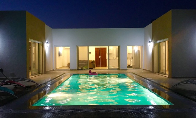Djerba Midun Villa | Bellle U-shaped villa with swimming pool not overlooked
