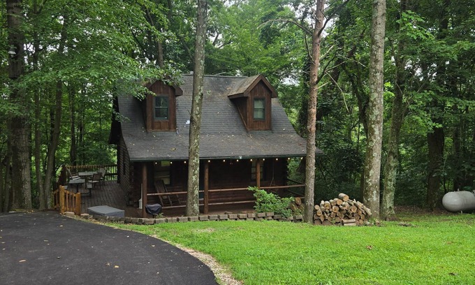 Rockbridge Cabin | Bent Tree Cabin (Hocking Hills area)