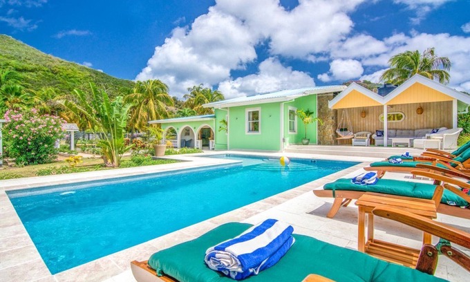 Friendship Resort | Bequia Beach Hotel - The Palm Villa