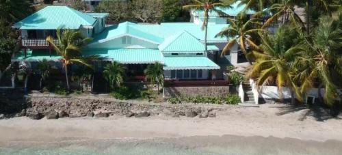 Friendship Hotel | Bequia Beachfront Villas
