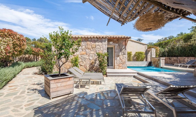 Santa Giulia Villa | Bergerie Luxe 6/7 pers 2mn from Santa Giulia&Palombaggia private heated pool