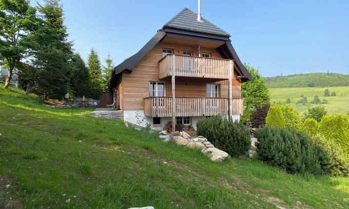 Todtnauberg Apartment | Berghaus Hintermatt, modern Black Forest house at 1,100 m in Todtnauberg