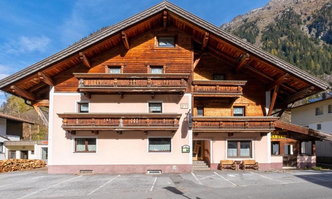 Huben House | Bergheimat L