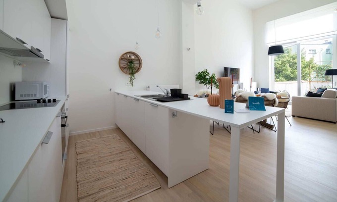 Saint-Josse-ten-Noode Apartment | Beriot II - Three Bedroom Apartment, Sleeps 8
