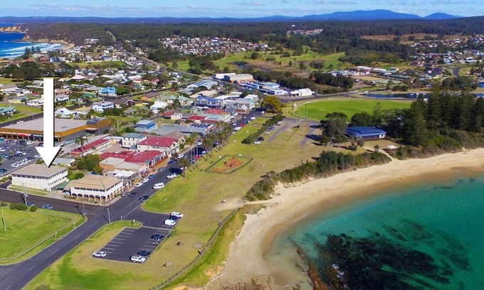 Bermagui Apartment | Bermagui Bay Beach House. Perfect for Large groups