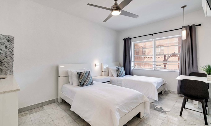 Flamingo/Lummus Condo | Best location by the Beach ! Free WiFi - TV - All amenities