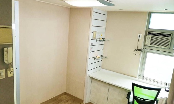 Daeheung-dong Apartment | Best Location Room Sinchon