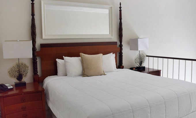 Key Biscayne Apartment | Best Place for Relaxing! Private Beach Access, Fantastic 1 Bedroom Suite, Pool