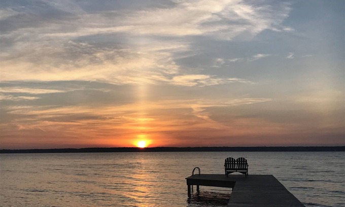 Geneva House | Best Value on Seneca Lake! RARE Level Lakefront on the Wine Trail!