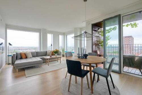 Vesterbro Apartment | Best view of Copenhagen with free parking