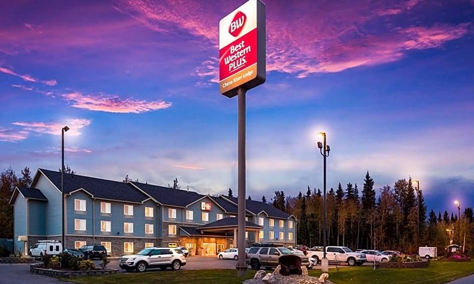 College Hotel | Best Western Plus Chena River Lodge
