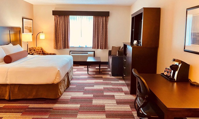 London Hotel | Best Western Plus Stoneridge Inn & Conference Centre