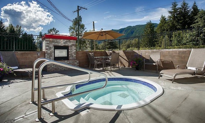Sicamous Hotel | Best Western Sicamous Inn