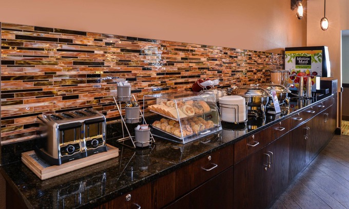 Sterling Hotel | Best Western Sundowner