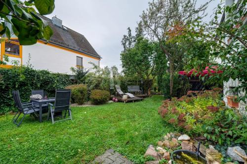 Limburg an der Lahn Apartment | Bettersleepat8