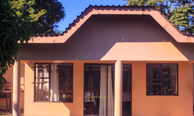 Lusaka Cabin | Beyond Horizon Lodge