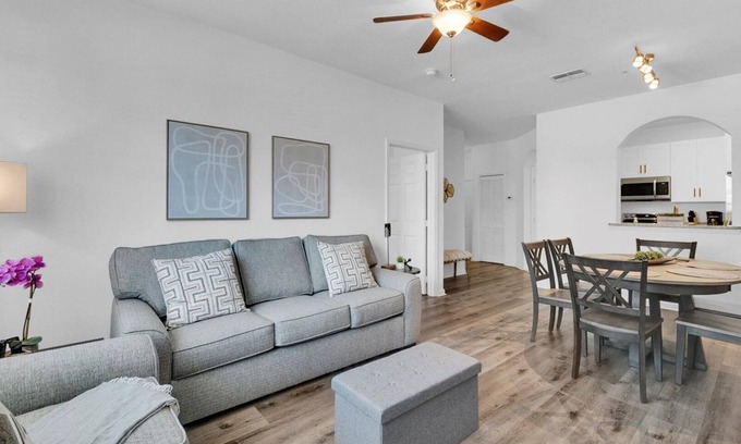 Windsor Palms Condo | BF 2Bedrooms 2303 - 102