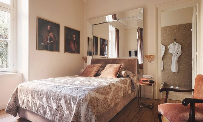 Neapoli Apartment | BHA025 - C - Suite Athens